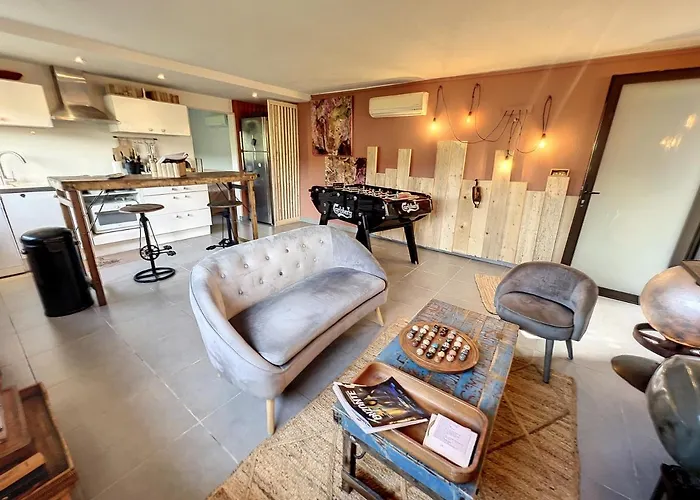 T2 Entre Et Montagnes * Porto-Vecchio (Corsica)